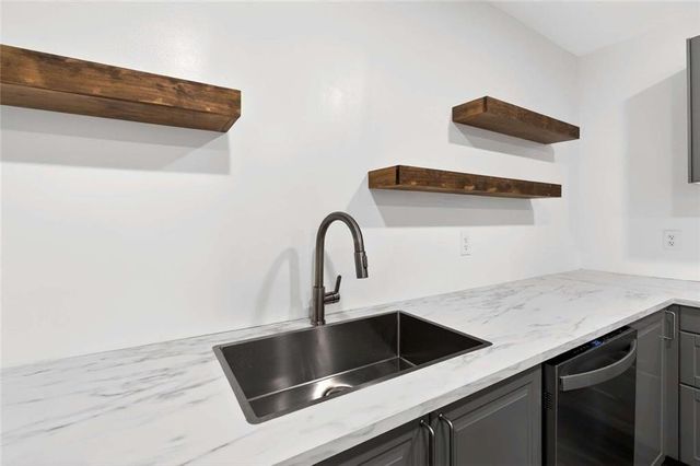 1560 Sundale Drive, Lawrenceville, GA 30046