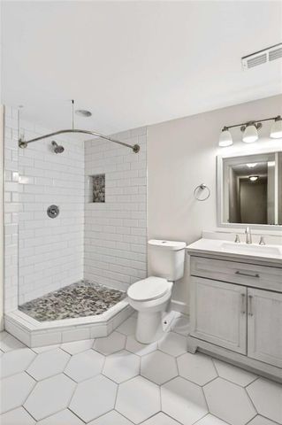 1560 Sundale Drive, Lawrenceville, GA 30046