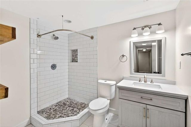 1560 Sundale Drive, Lawrenceville, GA 30046