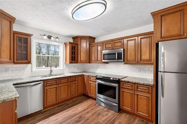 1560 Sundale Drive, Lawrenceville, GA 30046