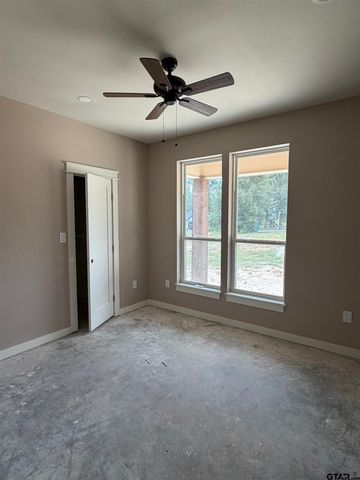 229 CR 2462, Mineola, TX 75773