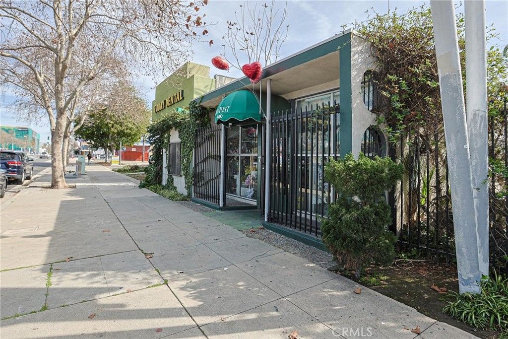440 W Holt, Pomona, CA 91768 — exterior