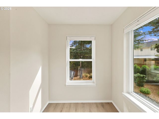 14022 Sw CHEHALEM Ct, Portland, OR 97223