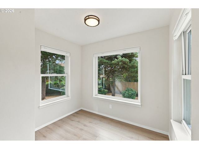 14022 Sw CHEHALEM Ct, Portland, OR 97223