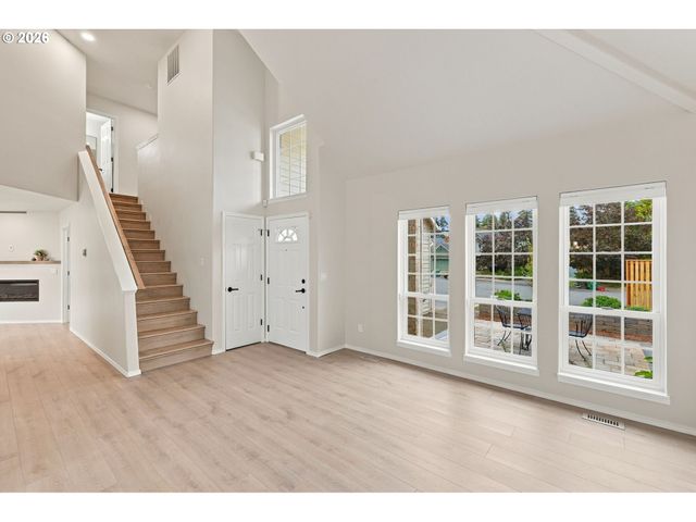 14022 Sw CHEHALEM Ct, Portland, OR 97223
