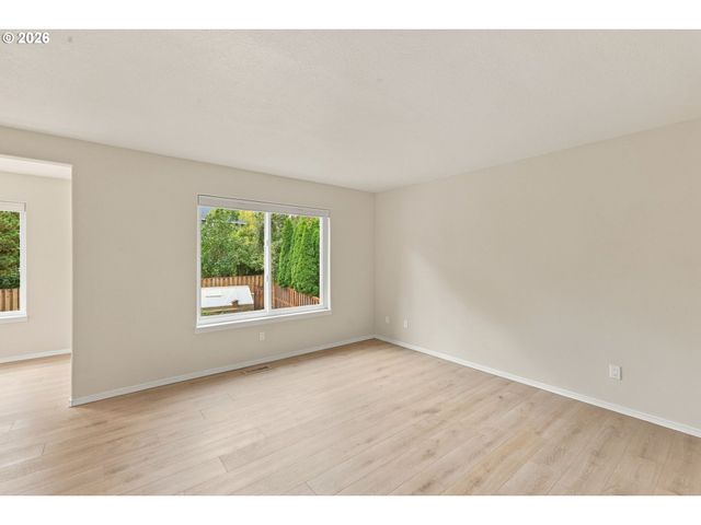 14022 Sw CHEHALEM Ct, Portland, OR 97223