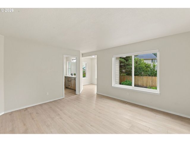 14022 Sw CHEHALEM Ct, Portland, OR 97223