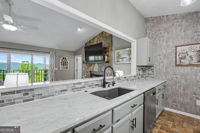 1157 Summit Way 131, Blairsville, GA 30512