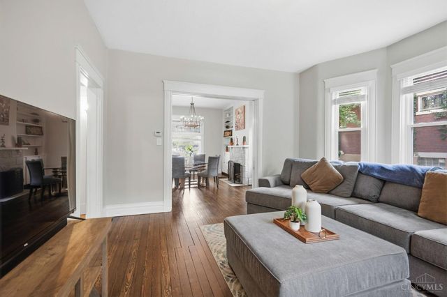 2830 Madison Road, Cincinnati, OH 45209