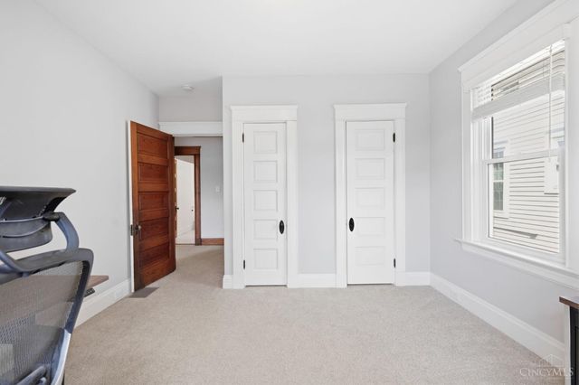 2830 Madison Road, Cincinnati, OH 45209