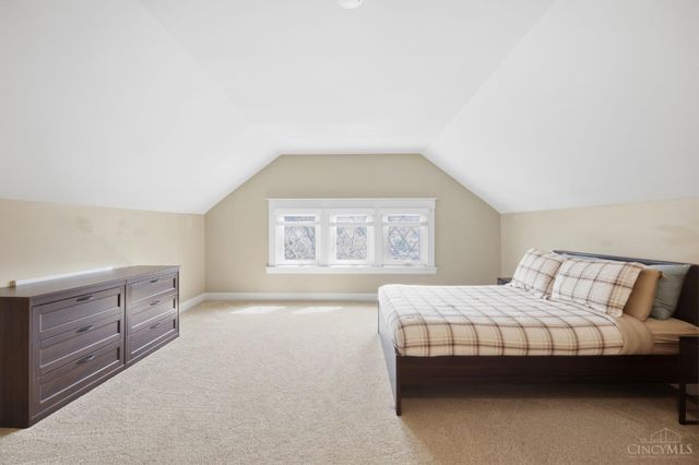 2830 Madison Road, Cincinnati, OH 45209