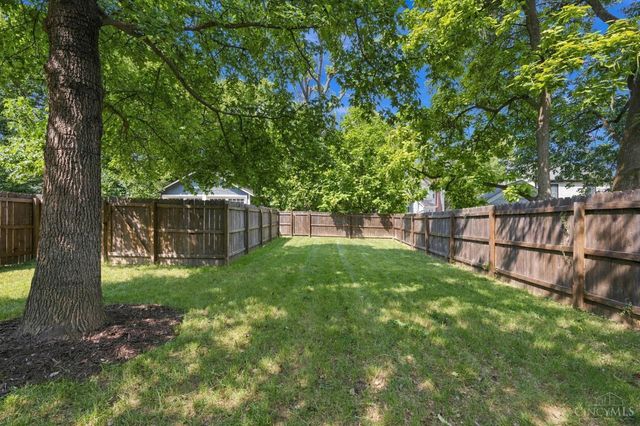 2830 Madison Road, Cincinnati, OH 45209