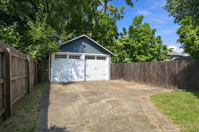 2830 Madison Road, Cincinnati, OH 45209