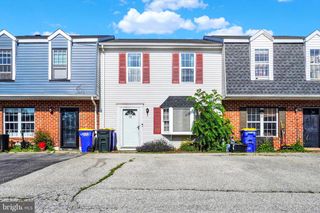 58 KINGS WAY #4, Stewartstown, PA 17363