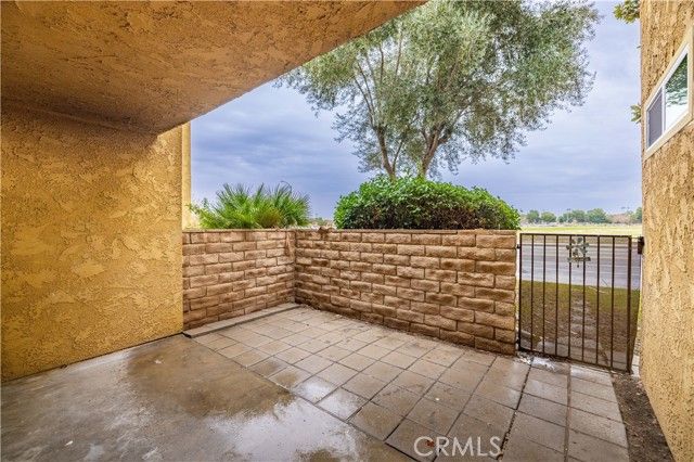 42935 15th Street 9, Lancaster, CA 93534