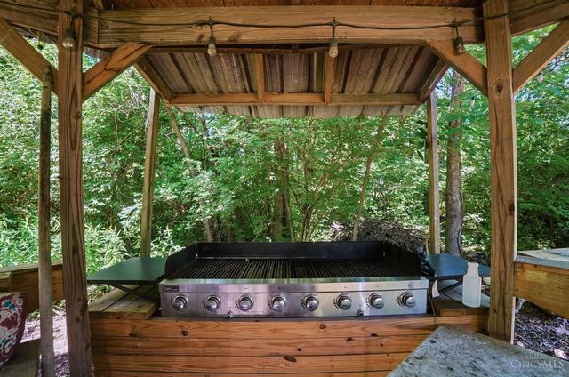 2702 St Rt 232, Tate Twp, OH 45106
