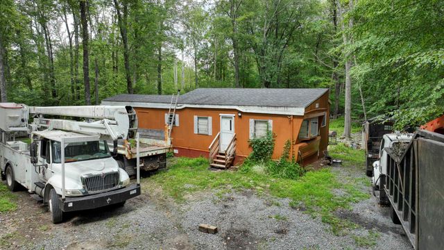 181 Oakridge Road, Greenfield Park, NY 12435