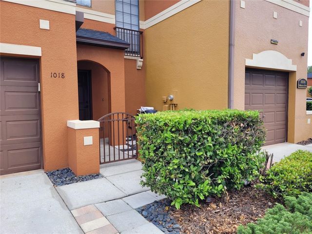 1018 TULLAMORE DRIVE, Wesley Chapel, FL 33543