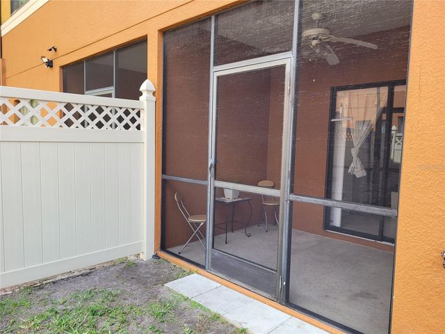 1018 TULLAMORE DRIVE, Wesley Chapel, FL 33543