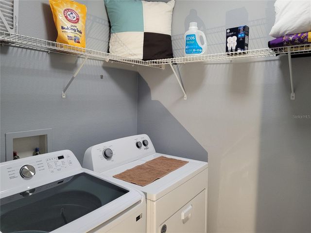 1018 TULLAMORE DRIVE, Wesley Chapel, FL 33543