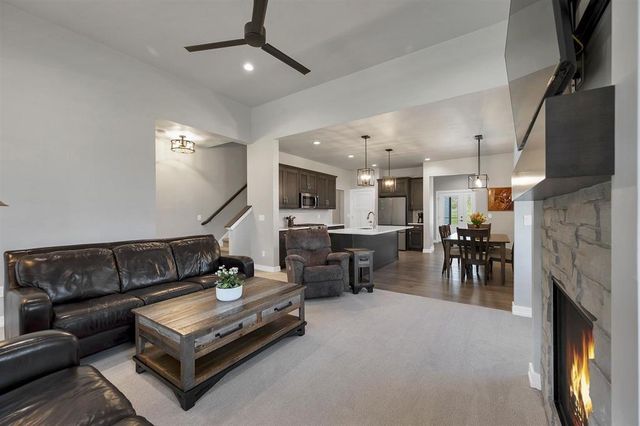 2812 ELM TREE, Green Bay, WI 54313
