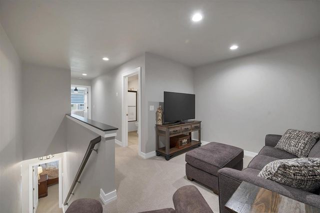 2812 ELM TREE, Green Bay, WI 54313
