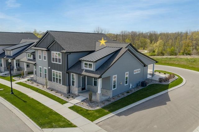 2812 ELM TREE, Green Bay, WI 54313