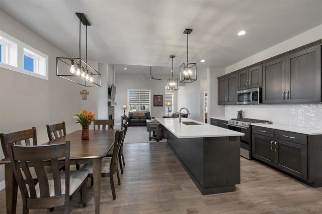 2812 ELM TREE, Green Bay, WI 54313