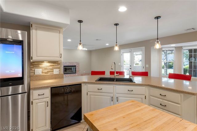 5205 Sandy Cactus Lane, Las Vegas, NV 89149