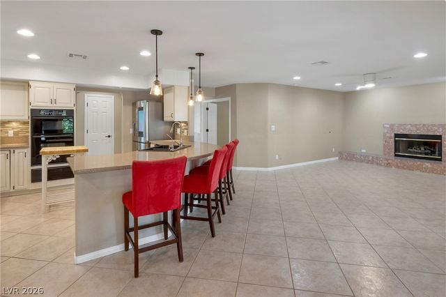 5205 Sandy Cactus Lane, Las Vegas, NV 89149