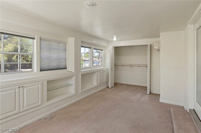 5205 Sandy Cactus Lane, Las Vegas, NV 89149