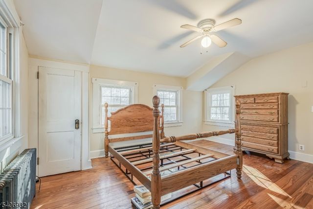 302 Oak Ridge Rd, West Milford Twp., NJ 07438