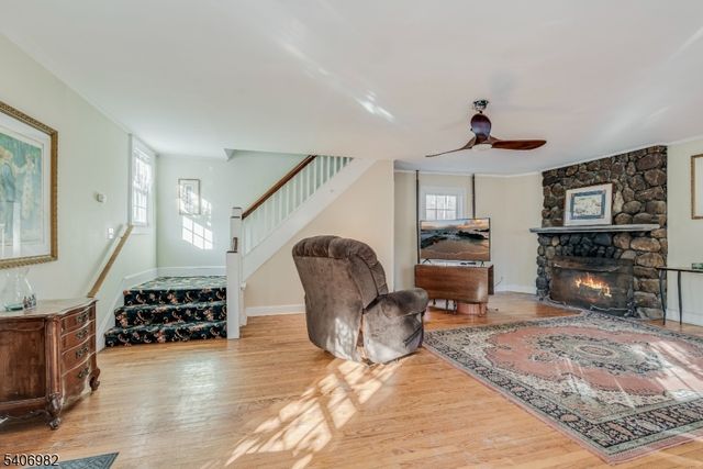 302 Oak Ridge Rd, West Milford Twp., NJ 07438