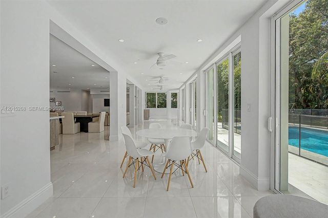 5790 SW 96th St, Pinecrest, FL 33156