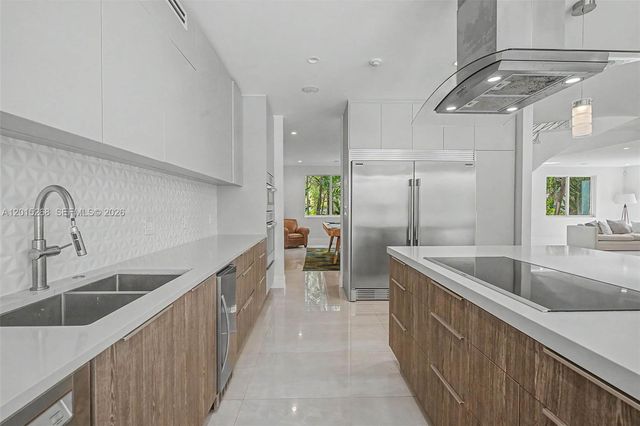 5790 SW 96th St, Pinecrest, FL 33156