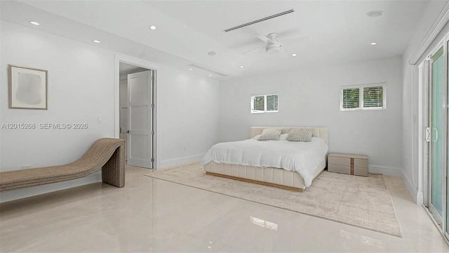 5790 SW 96th St, Pinecrest, FL 33156