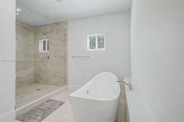 5790 SW 96th St, Pinecrest, FL 33156