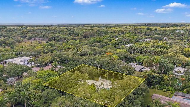 5790 SW 96th St, Pinecrest, FL 33156