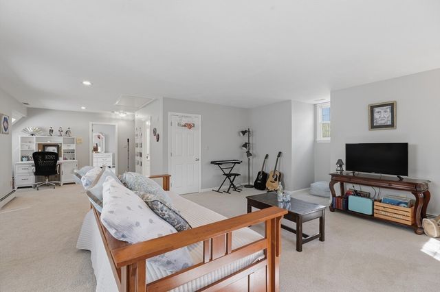 285 West Street, Northborough, MA 01532