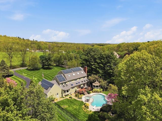 285 West Street, Northborough, MA 01532