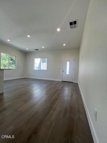 10507 Helendale Avenue, Tujunga (los Angeles), CA 91042