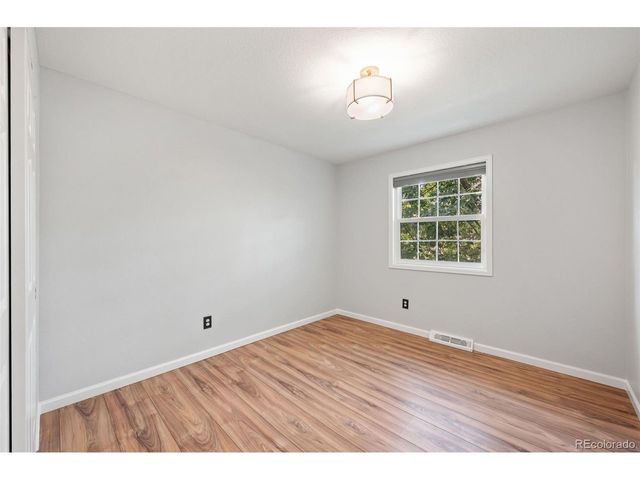 7993 S Trenton St, Centennial, CO 80112