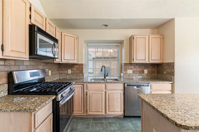 6018 Madison Avenue, Rowlett, TX 75089