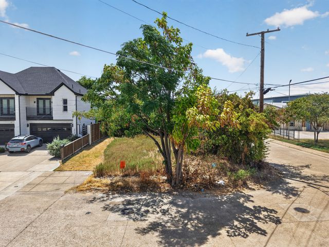 2823 Harston Street, Dallas, TX 75212