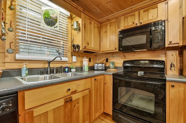 111 Roaring Creek Road, Epworth, GA 30541