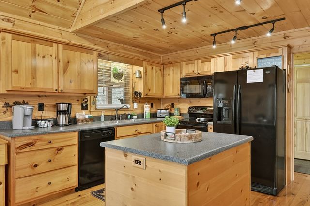 111 Roaring Creek Road, Epworth, GA 30541