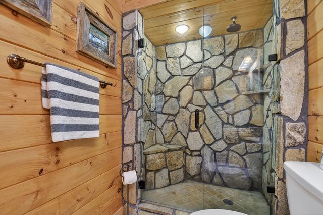 111 Roaring Creek Road, Epworth, GA 30541