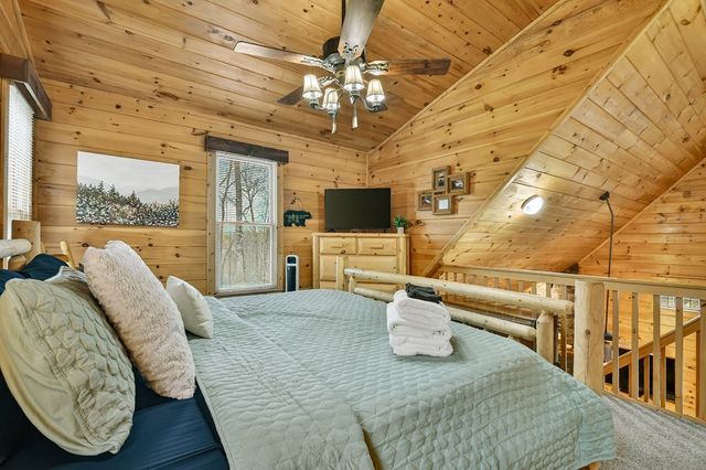 111 Roaring Creek Road, Epworth, GA 30541