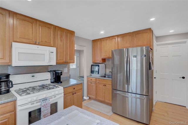 183 Lake Avenue, Saint James, NY 11780