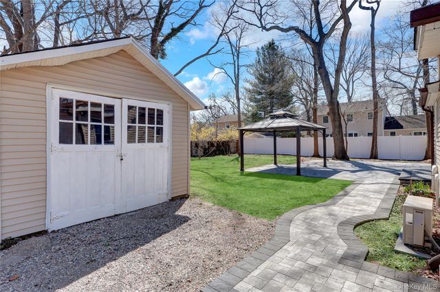 183 Lake Avenue, Saint James, NY 11780